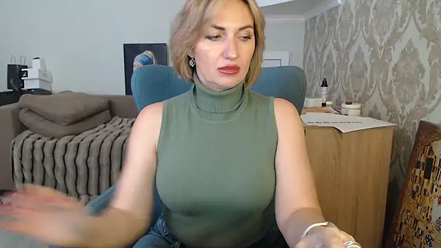 Mallinia online show from 03-28-26, 12:17