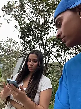 ValenSuarez25 online show from 07-27-26, 10:39