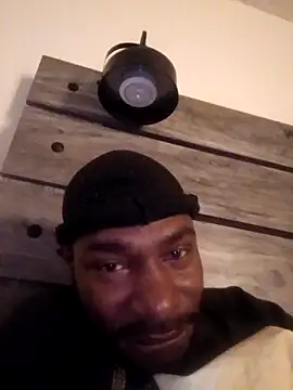 Snapshot of Mcoleman4642 chatting on 10-03-25, 11:17 Mcoleman4642 online show from 10-03-25, 11:17