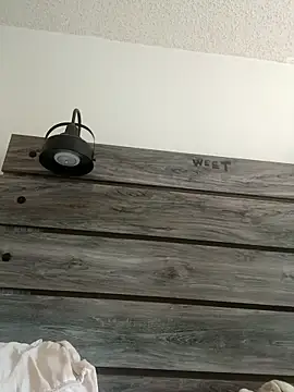 Snapshot of Mcoleman4642 chatting on 09-28-25, 04:25 Mcoleman4642 online show from 09-28-25, 04:25