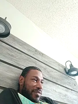 Snapshot of Mcoleman4642 chatting on 10-11-25, 06:53 Mcoleman4642 online show from 10-11-25, 06:53