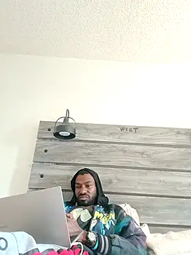 Snapshot of Mcoleman4642 chatting on 11-01-25, 05:29 Mcoleman4642 online show from 11-01-25, 05:29