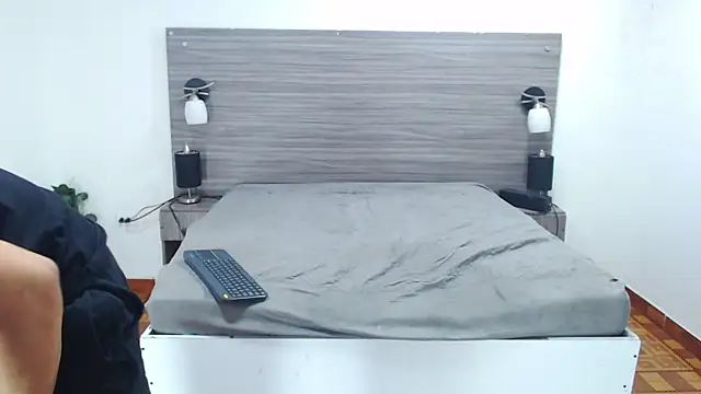 Loony Zion online show from 03-22-25, 04:15