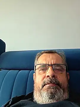 Snapshot of axecoman60 chatting on 05-16-26, 06:45 axecoman60 online show from 05-16-26, 06:45