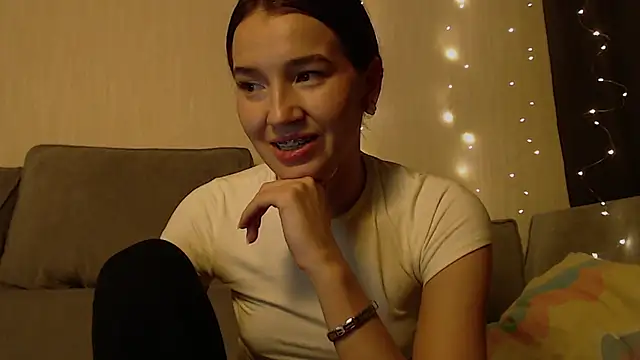 Bellla Haddid online show from 03-11-26, 07:30