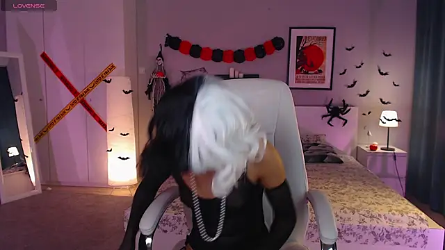 Bellla Haddid online show from 11-01-25, 01:23