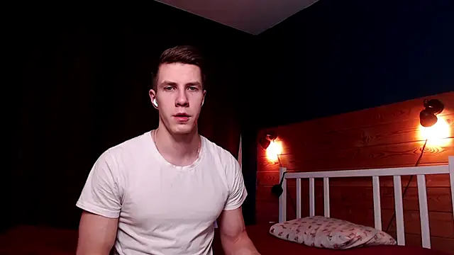 Snapshot of Chris_Brien chatting on 03-21-25, 10:39 Chris Brien online show from 03-21-25, 10:39