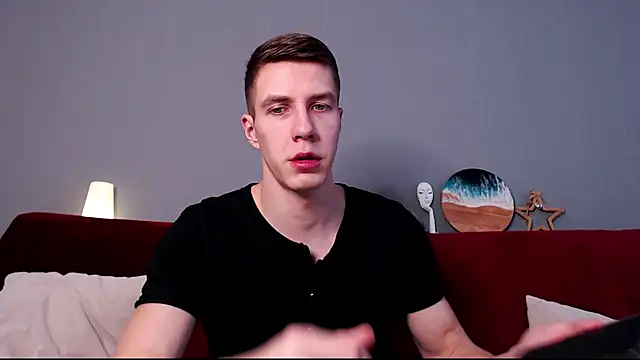 Snapshot of Chris_Brien chatting on 03-12-25, 04:08 Chris Brien online show from 03-12-25, 04:08