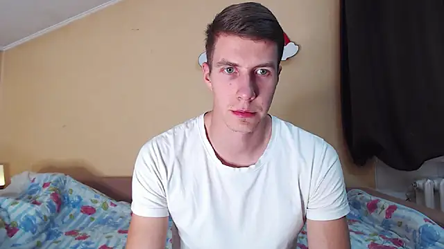 Snapshot of Chris_Brien chatting on 10-22-25, 01:54 Chris Brien online show from 10-22-25, 01:54