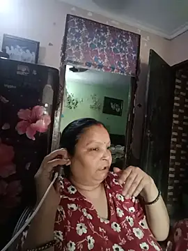 Snapshot of Kavya_kapoor chatting on 05-30-26, 12:44 Kavya kapoor online show from 05-30-26, 12:44