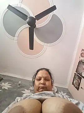 Kavya kapoor online show from 11-26-25, 05:18