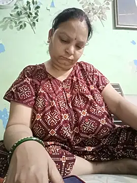 Snapshot of Kavya_kapoor chatting on 06-06-26, 05:18 Kavya kapoor online show from 06-06-26, 05:18
