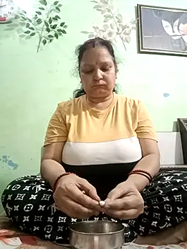 Kavya kapoor online show from 03-20-25, 08:31