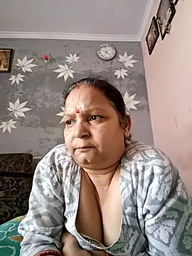 Kavya kapoor online show from 03-18-25, 04:51