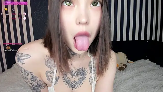 Dark Ester online show from 02-09-25, 03:12