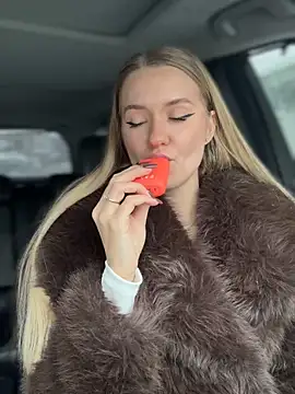 Devill Angel  online show from 02-09-26, 08:12