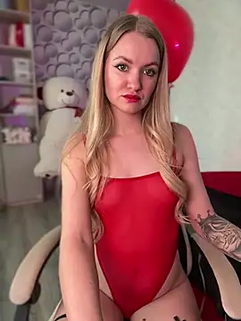 Snapshot of Devill_Angel_ chatting on 02-15-25, 12:11 Devill Angel online show from 02-15-25, 12:11