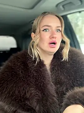 Devill Angel  online show from 01-11-26, 10:22