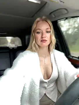 Snapshot of Devill_Angel_ chatting on 09-26-25, 11:06 Devill Angel online show from 09-26-25, 11:06