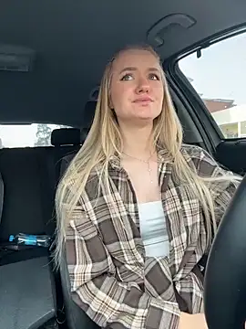 Devill Angel  online show from 03-12-26, 06:28