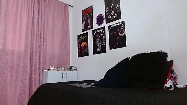 scarlett  morgan online show from 10-11-25, 01:34