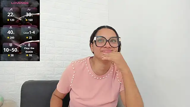 nathally roses online show from 06-12-26, 02:09