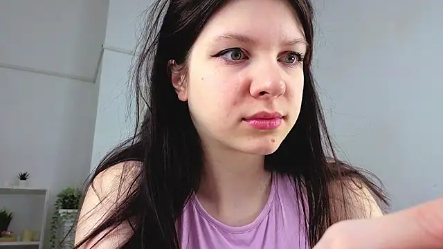 Baby Evalena online show from 01-08-26, 05:02