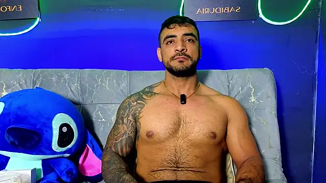 ERIC HARRISON online show from 12-15-25, 01:44