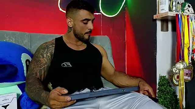 ERIC HARRISON online show from 02-24-26, 01:50