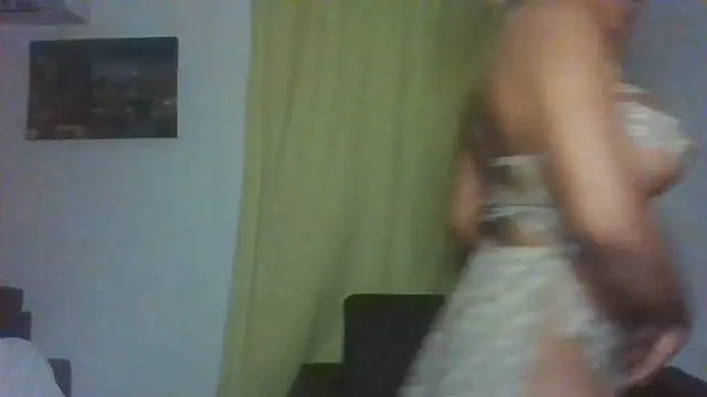 Snapshot of thekelliecapri chatting on 06-23-26, 07:06 thekelliecapri online show from 06-23-26, 07:06