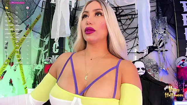 EmilyLeah  online show from 10-19-25, 03:48