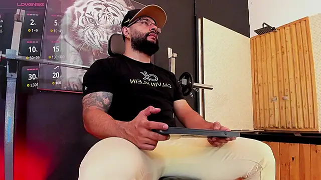 Luke  09 online show from 11-17-25, 11:25