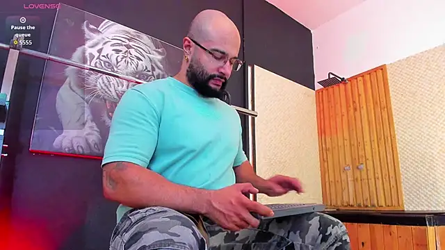 Luke  09 online show from 11-16-25, 11:37