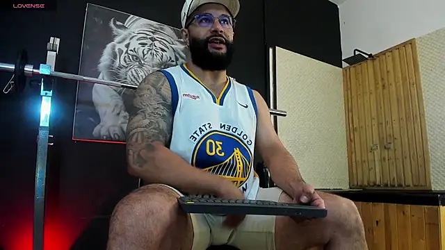 Luke  09 online show from 12-20-25, 11:35