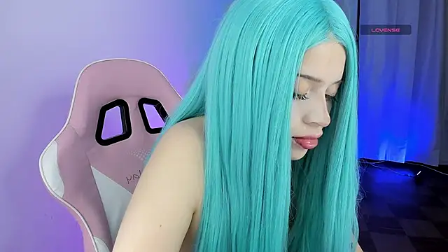 Kendall Bunnyy online show from 04-07-26, 06:54