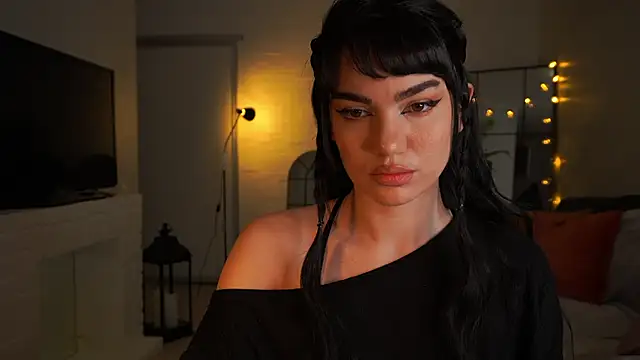 Heidi11 online show from 10-10-25, 06:31