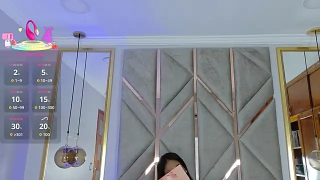 Lola King online show from 10-11-25, 03:13