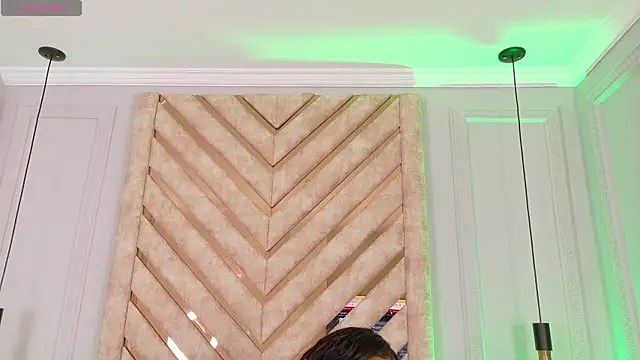 Lola King online show from 09-17-25, 05:09