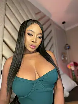 Lola King online show from 07-08-26, 04:35