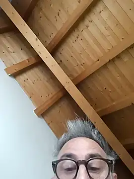 Ragno1968 online show from 04-12-26, 04:32