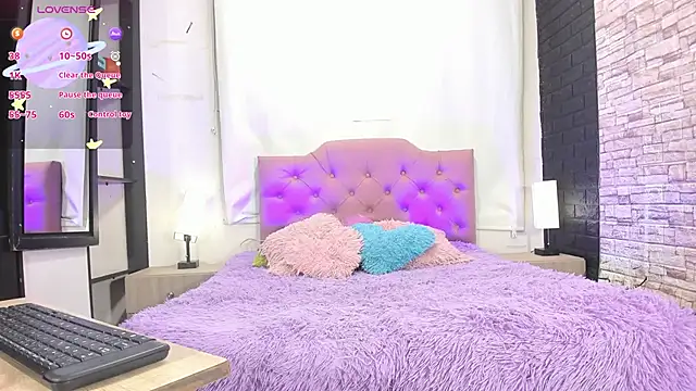 kitty queen10 online show from 12-20-25, 04:48