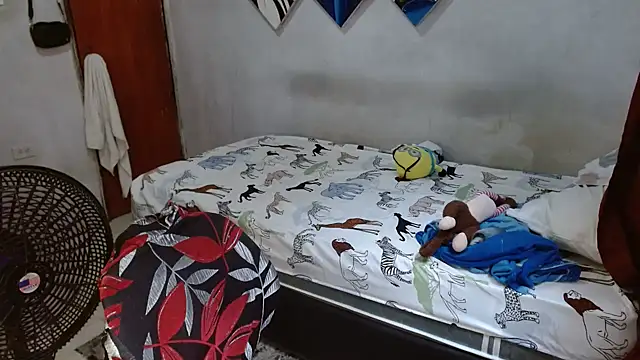 Lovebeng  online show from 11-06-25, 06:12