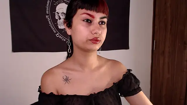 Snapshot of Little-Lucifer chatting on 07-09-26, 09:25 Little-Lucifer online show from 07-09-26, 09:25
