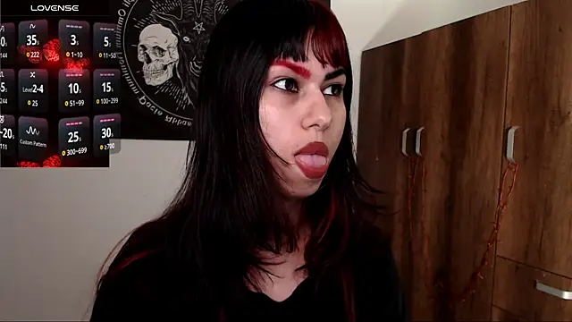 Snapshot of Little-Lucifer chatting on 05-23-26, 11:26 Little-Lucifer online show from 05-23-26, 11:26