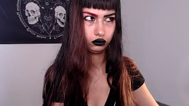 Little-Lucifer online show from 11-06-25, 08:24