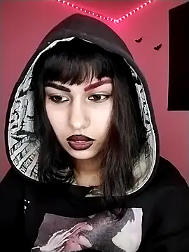 Snapshot of Little-Lucifer chatting on 09-22-25, 11:33 Little-Lucifer online show from 09-22-25, 11:33