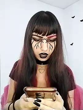 Snapshot of Little-Lucifer chatting on 09-24-25, 03:40 Little-Lucifer online show from 09-24-25, 03:40