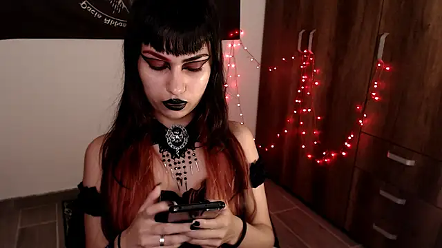 Snapshot of Little-Lucifer chatting on 03-11-26, 10:59 Little-Lucifer online show from 03-11-26, 10:59
