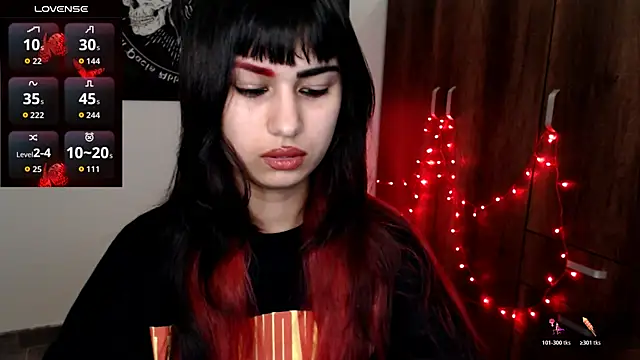 Snapshot of Little-Lucifer chatting on 02-13-26, 09:59 Little-Lucifer online show from 02-13-26, 09:59