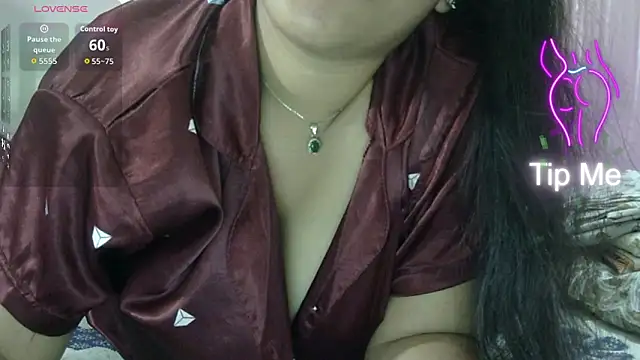Preeti-Sexy online show from 03-28-26, 05:47